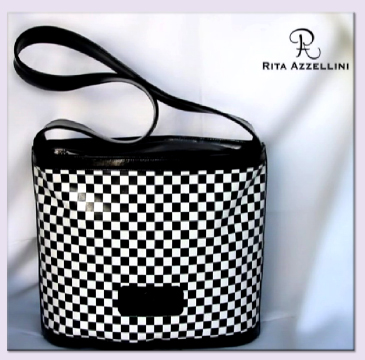 http://www.japanbusinessguide.com/images/italian_leather_handbags_manufacturing_usa_luxury_fashion_purses_suppliers_italy_vendors.jpg